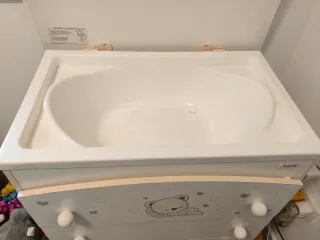 Cuna + cambiador bañera bebé