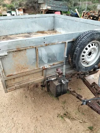 Remolque basculante para coche