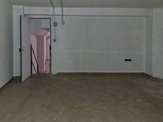 Local comercial en venta en Tavernes de la Valldigna