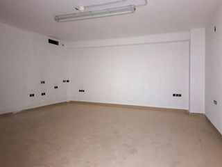 Local comercial en venta en Tavernes de la Valldigna