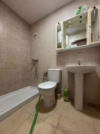 Local comercial en venta en Andújar