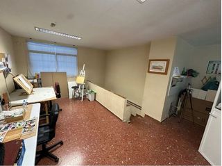 Local comercial en venta en Avda de Madrid - Pº de la Estación en Jaén