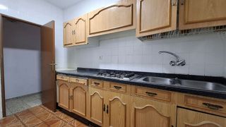 Piso en venta en Santa Rosa - Valdeolleros en Córdoba