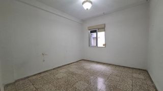 Piso en venta en Santa Rosa - Valdeolleros en Córdoba
