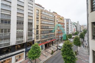 Piso en venta en Zona Teatro Campoamor en Oviedo
