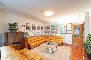 Piso en venta en Zona Teatro Campoamor en Oviedo