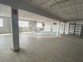 Nave industrial en venta en Mos