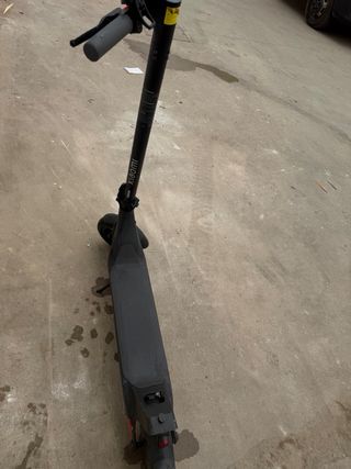 Patinete Eléctrico Xiaomi,con cargador y casco