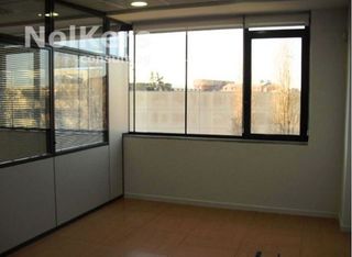 Oficina en alquiler en Coll Favà - Can Magí en Sant Cugat del Vallès