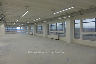 Edificio en alquiler en Sant Joan Despí