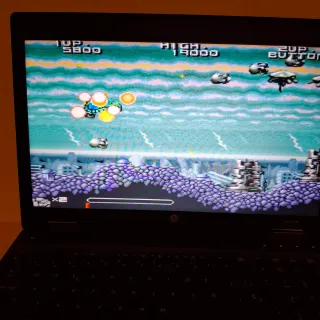 Portátil HP i3 8GB RAM office juegos arcade