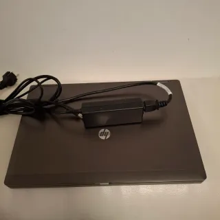 Portátil HP i3 8GB RAM office juegos arcade