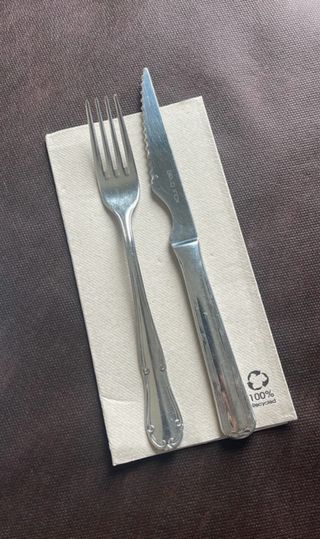 Tenedor y Cuchillo de Metal