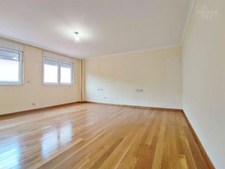 Piso en alquiler en Ensanche - Sar en Santiago de Compostela