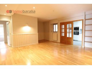 Piso en alquiler en Prado de Somosaguas en Pozuelo de Alarcón