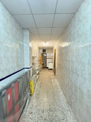 Local comercial en alquiler en Andújar