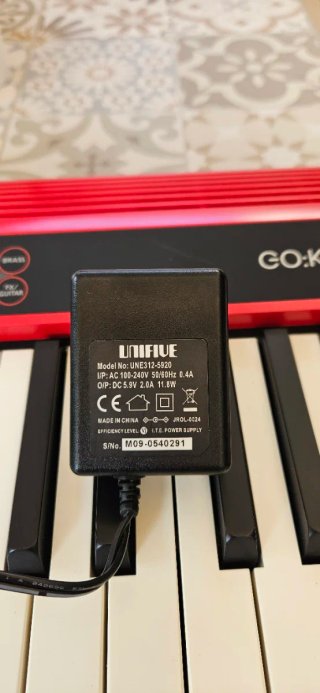 Roland GO:Keys Teclado Portátil Rojo