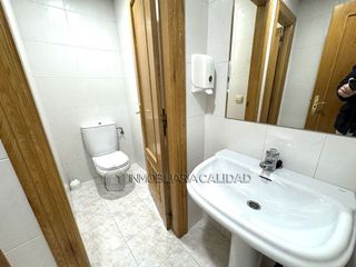 Oficina en alquiler en Plaza España - Villa Pilar - Reyes Católicos - Vadillos en Burgos