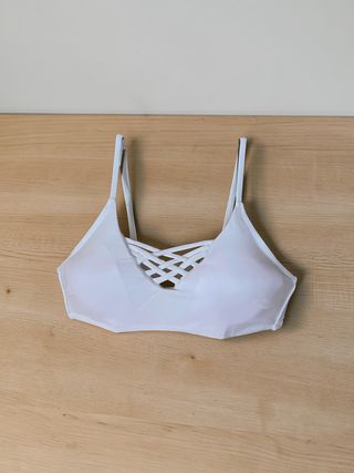 Bikini negro con trenzado negro y blanco