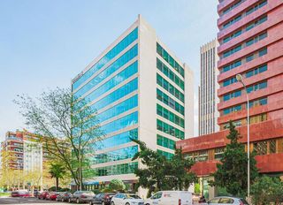 Oficina en alquiler en Castillejos en Madrid