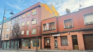 Local comercial en alquiler en El Llano en Gijón