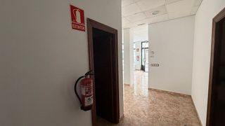 Local comercial en alquiler en El Llano en Gijón