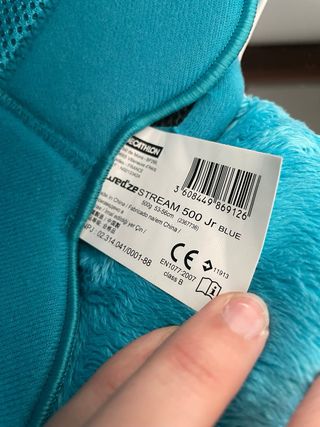 Casco de esquí infantil blanco y azul