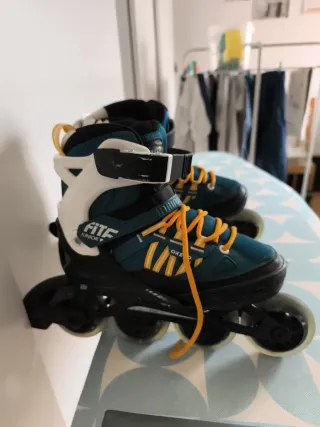 Patines Oxelo Talla 32-35 y protecciones