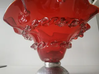 Centro de mesa cristal rojo y metal