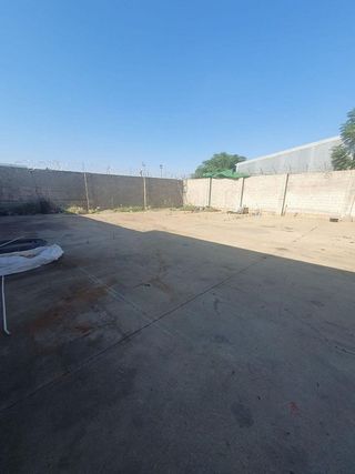 Nave industrial en venta en Torreblanca en Sevilla