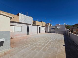 Edificio en venta en Centro en Santa Pola