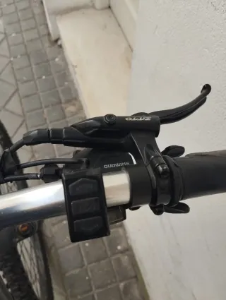 Bicicleta Eléctrica Roja