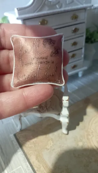 Cuscino Dollhouse 1:12 "Falling Leaves" Handmade