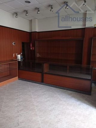 Local comercial en venta en Guarda (A)