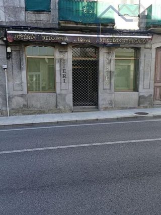 Local comercial en venta en Guarda (A)