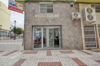 Local comercial en venta en Zona Hispanidad-Vivar Téllez en Vélez-Málaga
