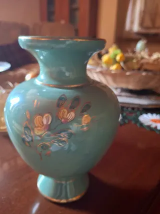 Vasetto in porcellana vintage decorato