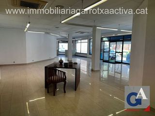 Local comercial en venta en Olot