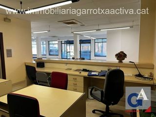 Local comercial en venta en Olot