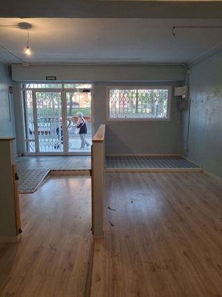 Local comercial en alquiler en La Plana en Esplugues de Llobregat