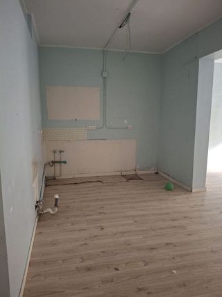 Local comercial en alquiler en La Plana en Esplugues de Llobregat