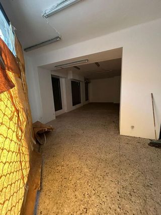 Local comercial en alquiler en Can Vidalet en Esplugues de Llobregat