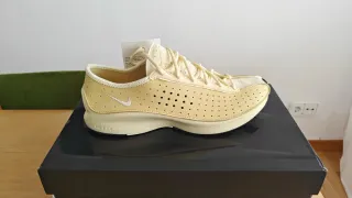 Zapatillas Nike Mujer Beige/Blanco