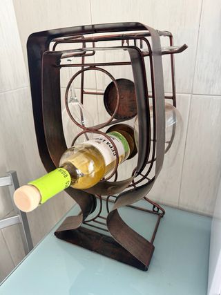 Botellero de metal