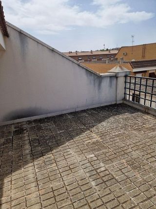 Casa adosada en venta en Marianistas - AVE en Ciudad Real