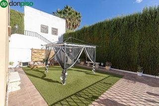 Chalet en venta en Gójar