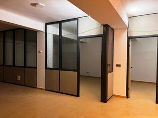 Local comercial en alquiler en Zona Teatro Campoamor en Oviedo