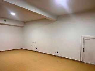 Local comercial en alquiler en Zona Teatro Campoamor en Oviedo