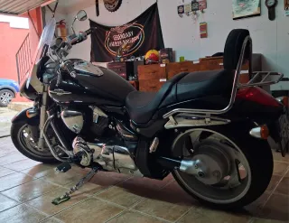 Suzuki Intruder M1800R Negra