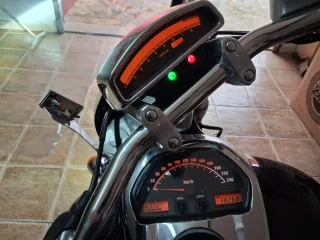 Suzuki Intruder M1800R Negra